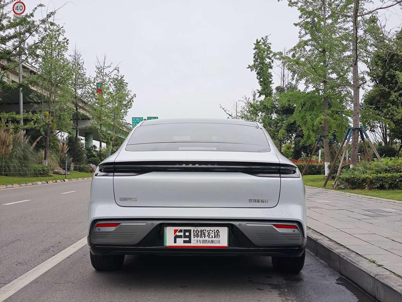Geely Galaxy Starshine 8 EM-i, 2025 — фото 6 из 12
