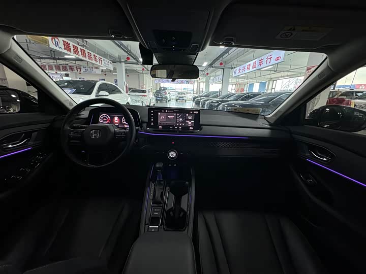 Honda Accord, 2024 — фото 8 из 9