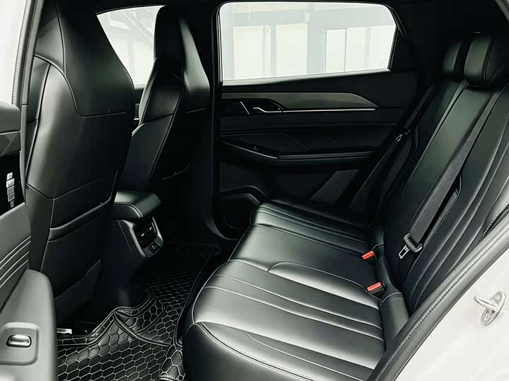 Dongfeng Aeolus L7, 2025 — фото 8 из 9