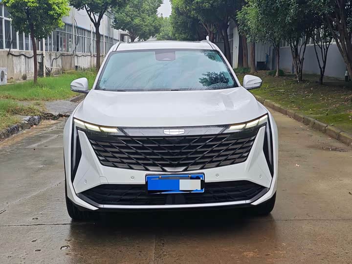 Geely Atlas L, 2023 — фото 2 из 9