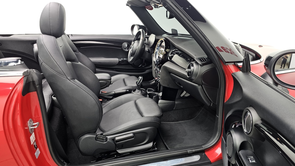 Mini Cooper Convertible, 2023 — фото 10 из 12