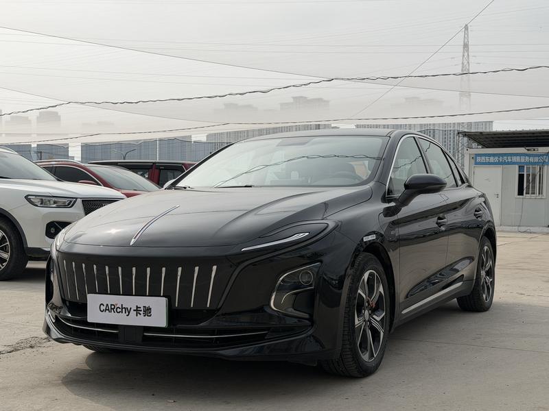 Hongqi E-QM5, 2024 — купить в Казани под ключ