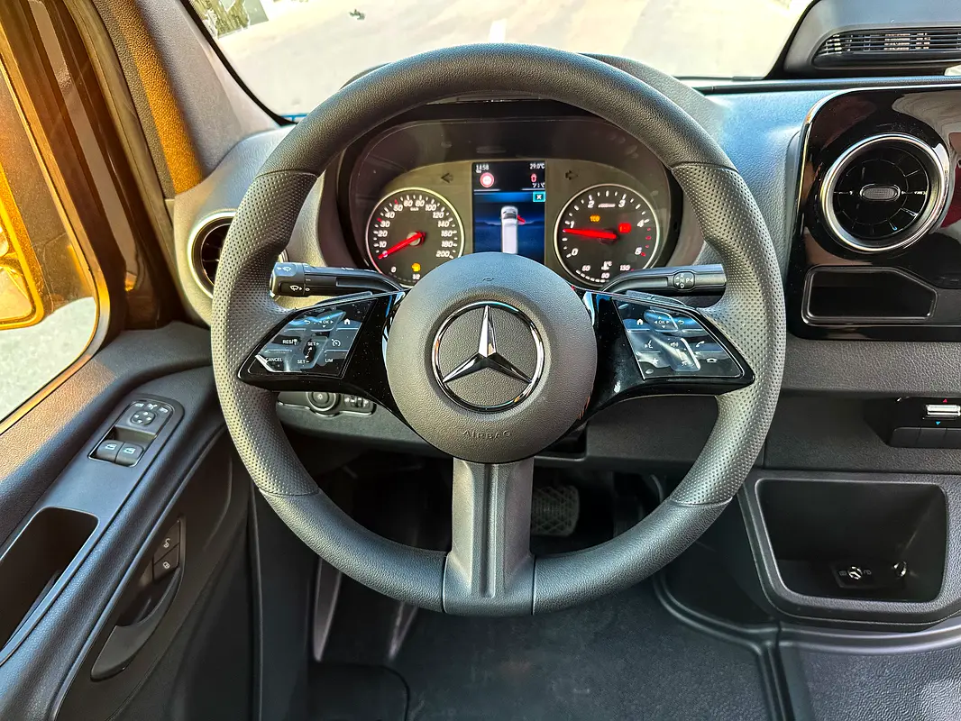 Mercedes-Benz Sprinter, 2026 — фото 9 из 10