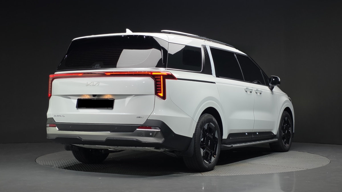 Kia Carnival, 2026 — фото 2 из 12