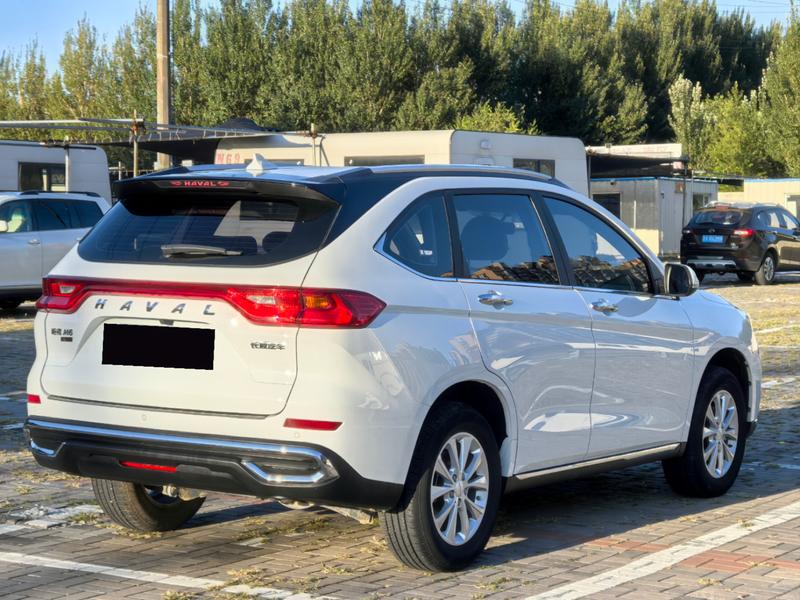 Haval M6, 2022 — фото 6 из 12