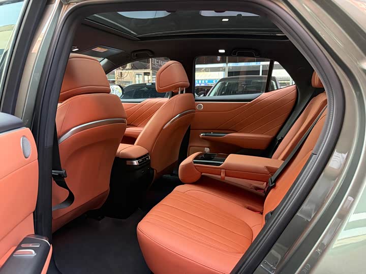 Changan Qiyuan (Nevo) E07, 2024 — фото 8 из 9