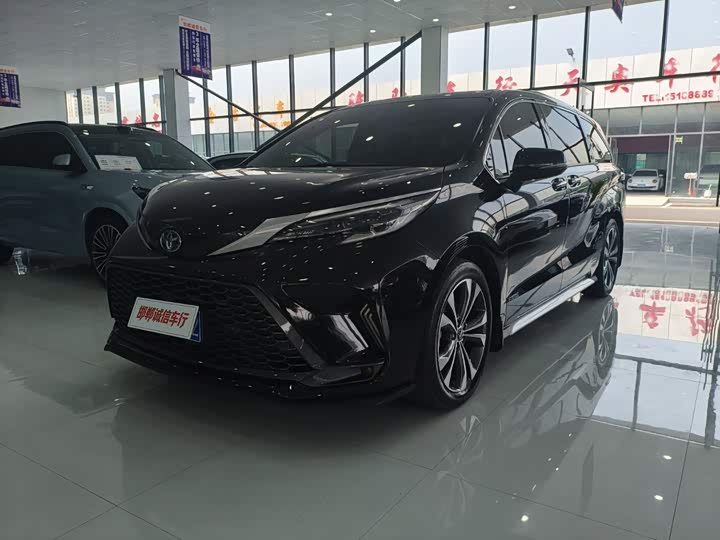 Toyota Granvia, 2024 — купить в Брянске под ключ