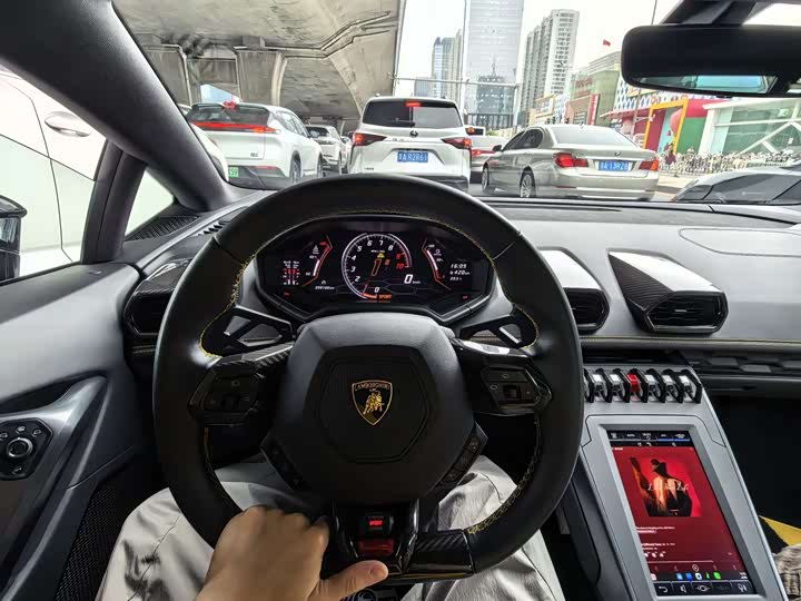 Lamborghini Huracán, 2023 — фото 7 из 7