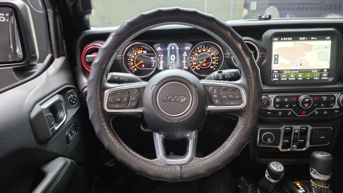 Jeep Wrangler, 2022 — фото 12 из 12