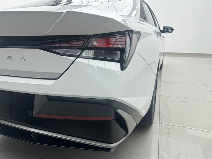 Hyundai Elantra N line, 2023 — фото 7 из 9