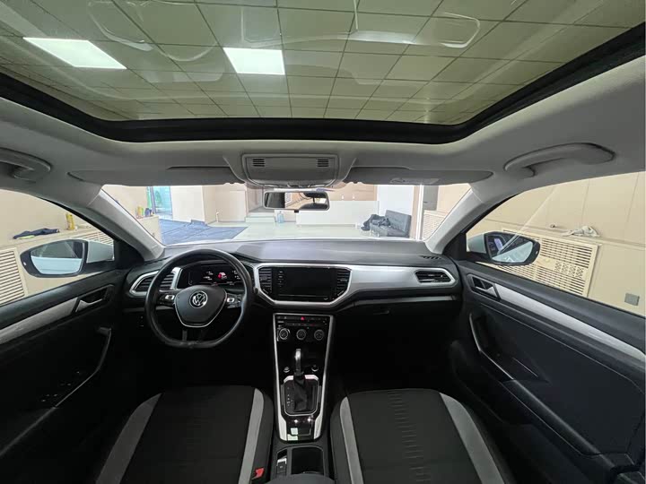 Volkswagen T-Roc, 2022 — фото 7 из 9