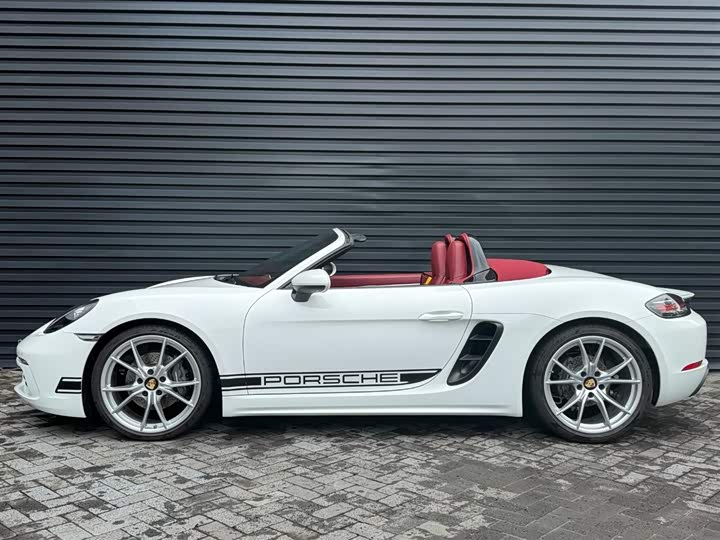Porsche 718, 2023 — фото 5 из 9