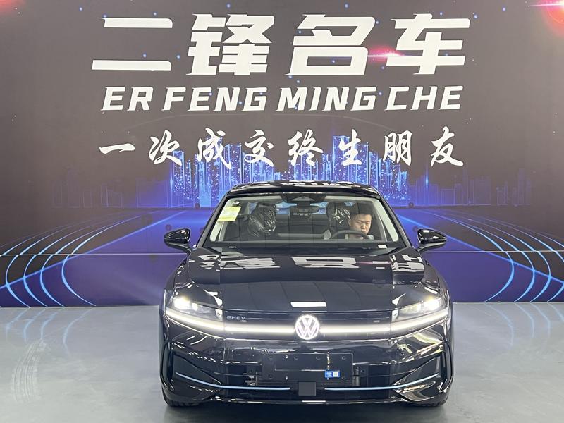Volkswagen Magotan GTE Hybrid, 2026 — фото 2 из 10
