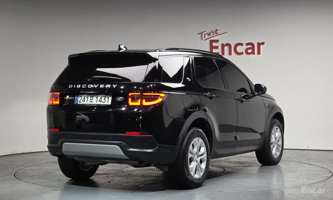 Land Rover Discovery Sport, 2022 — фото 2 из 12