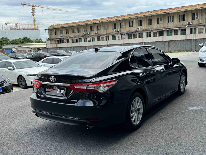 Toyota Camry, 2022 — фото 6 из 10