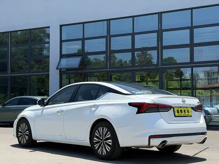 Nissan Teana, 2024 — фото 4 из 9