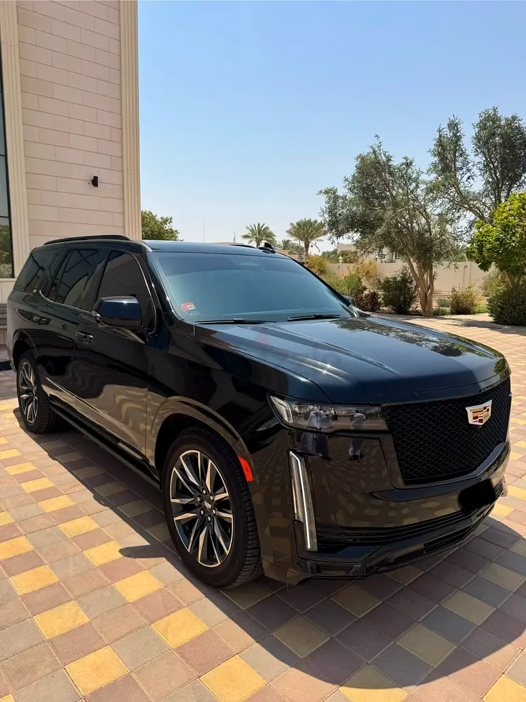 Cadillac Escalade, 2022 — фото 2 из 10