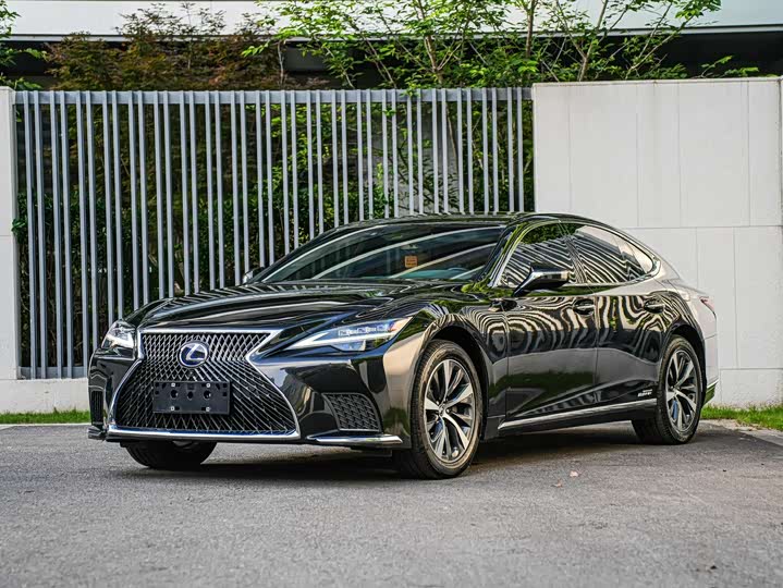 Lexus LS, 2022 — купить в Йошкар-Оле под ключ