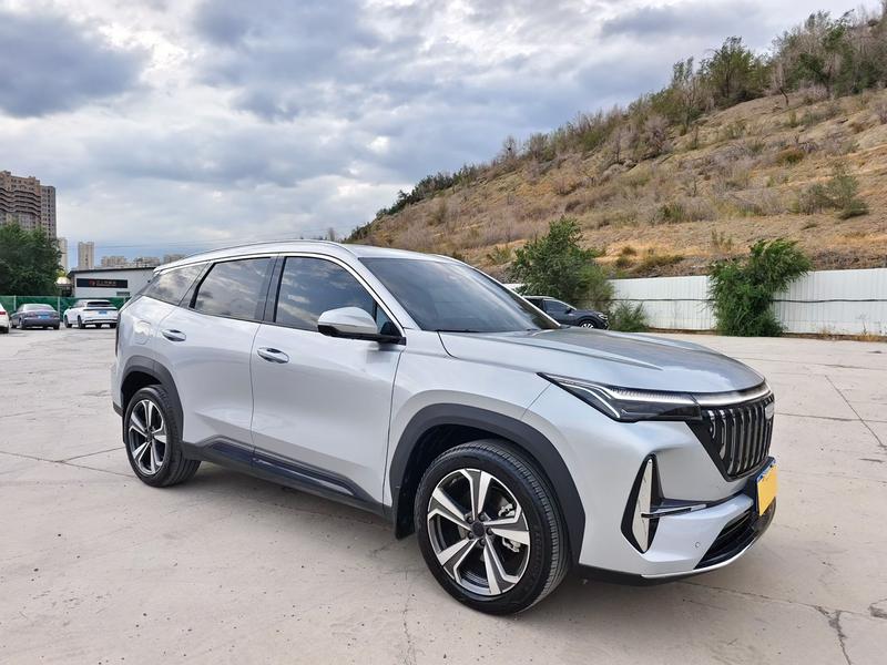 Geely Atlas L, 2025 — фото 3 из 10