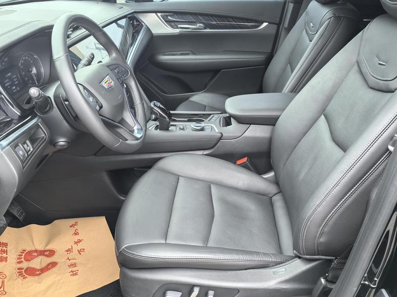 Cadillac XT6, 2023 — фото 11 из 12
