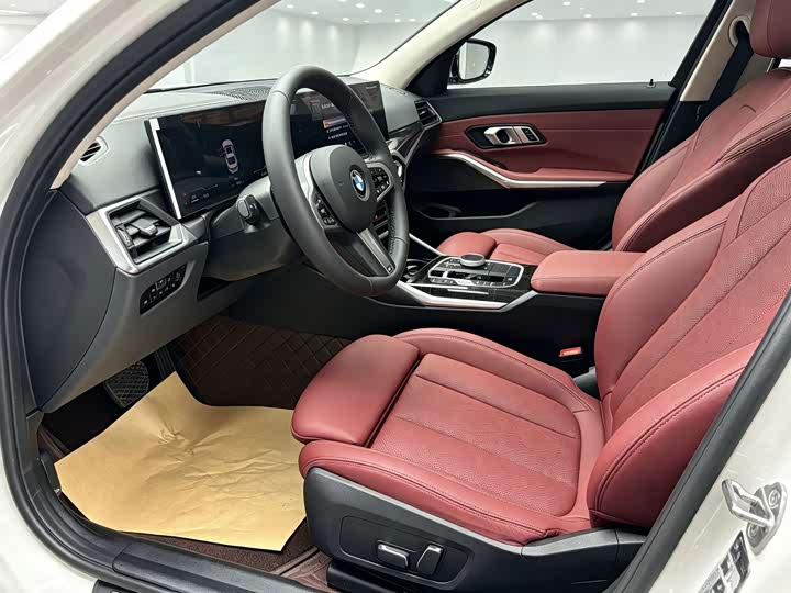 BMW 3 Series, 2024 — фото 8 из 9