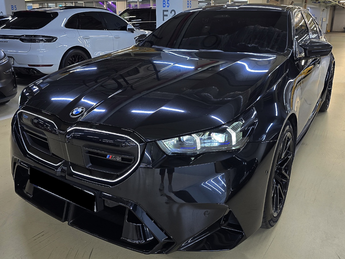 BMW M5, 2025 — фото 2 из 12