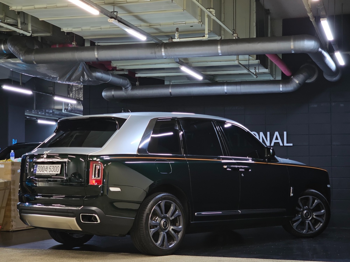 Rolls-Royce Cullinan, 2023 — фото 7 из 12