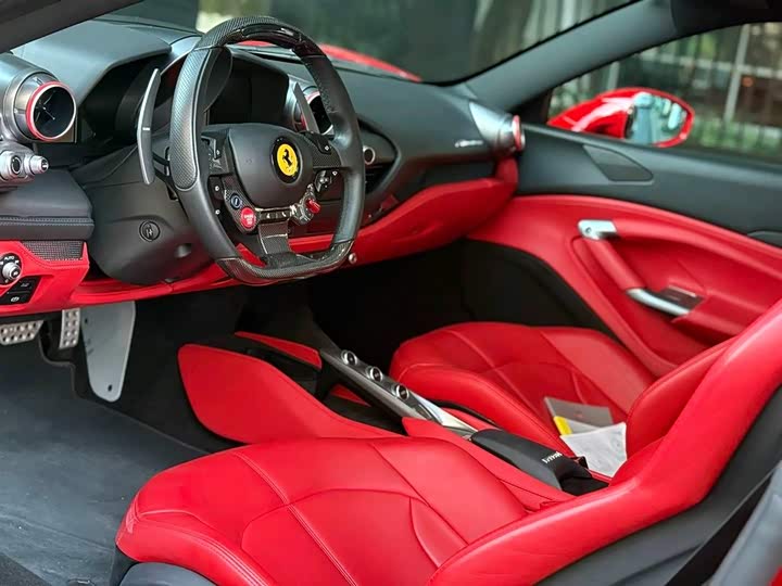 Ferrari F8, 2023 — фото 3 из 5