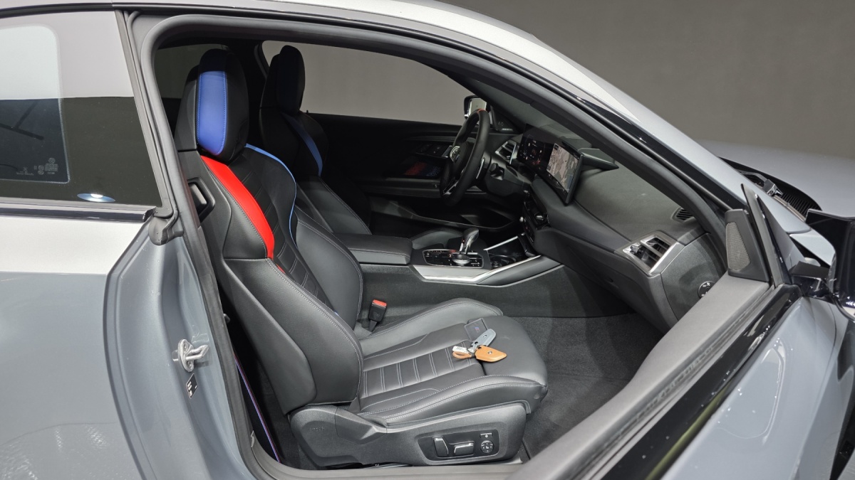 BMW M2, 2025 — фото 9 из 12