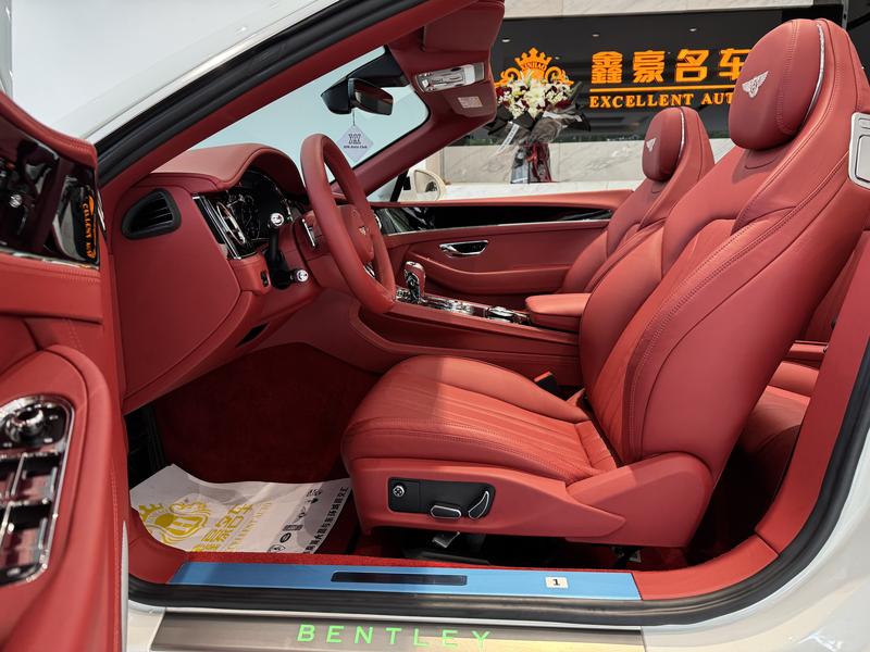Bentley Continental GT, 2023 — фото 10 из 12