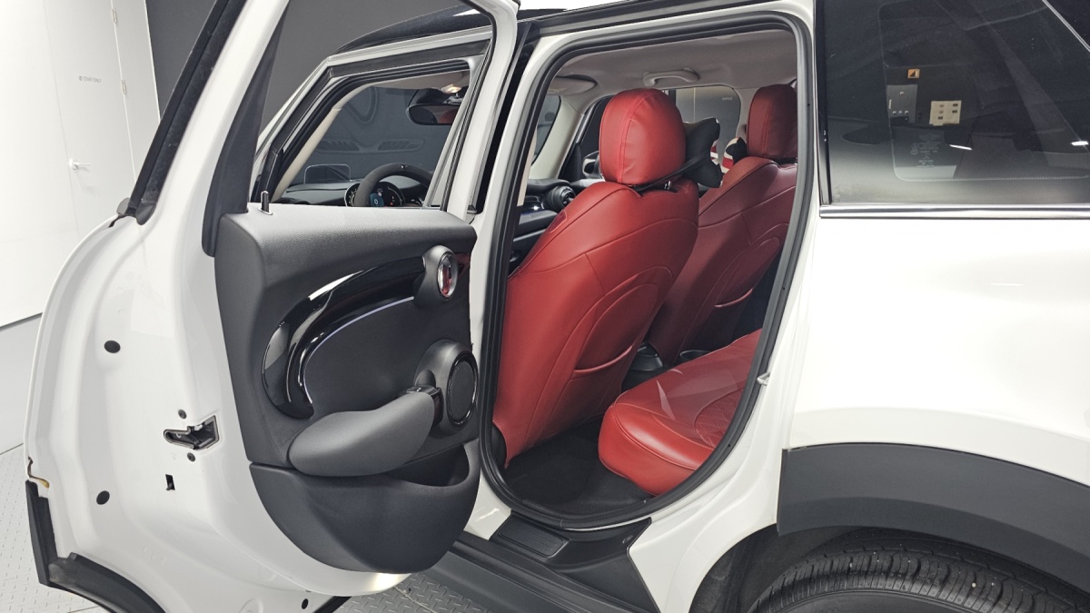 Mini Cooper, 2022 — фото 12 из 12