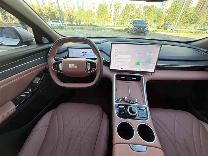 Geely Galaxy L6, 2025 — фото 9 из 9