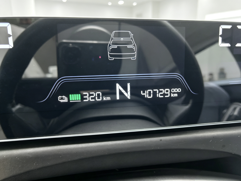 Geely Geometry E Firefly, 2022 — фото 5 из 9