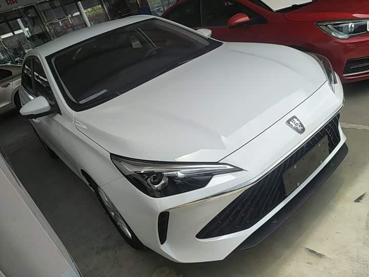 Roewe i5, 2023 — фото 4 из 9