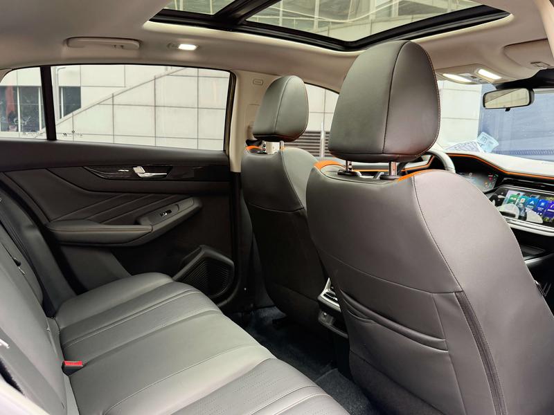 Dongfeng Aeolus Yixuan Max, 2023 — фото 12 из 12