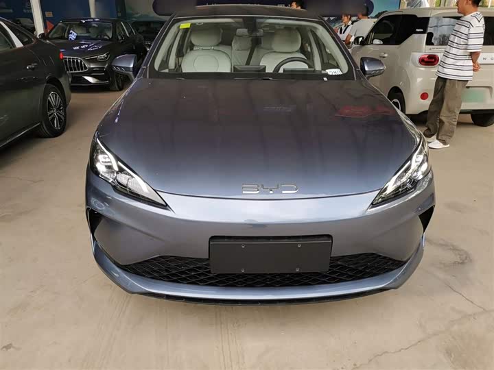 BYD Seal 05 DM-i Hybrid, 2026 — фото 3 из 9
