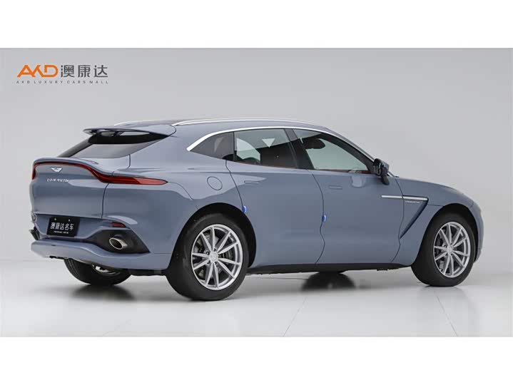 Aston Martin DBX, 2022 — фото 3 из 9