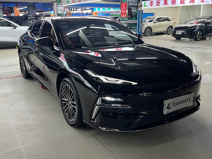 Geely Galaxy Starshine 8 EM-i, 2026 — купить в Нижнем Новгороде под ключ