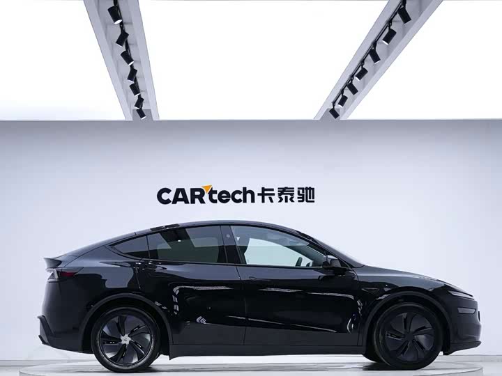 Tesla Model Y, 2025 — фото 4 из 9