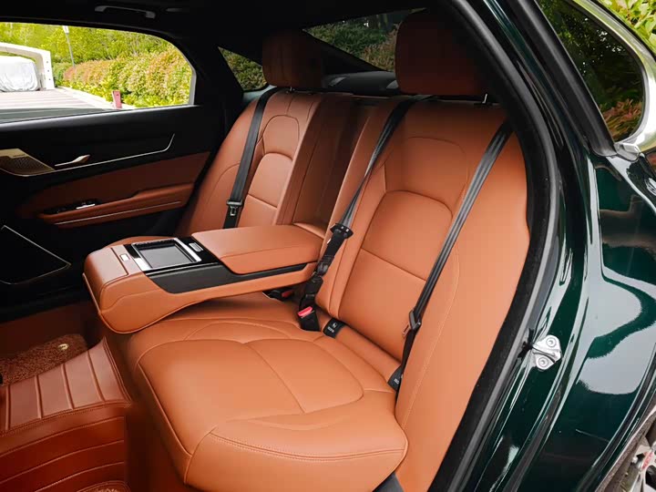 Jaguar XF L, 2023 — фото 6 из 9