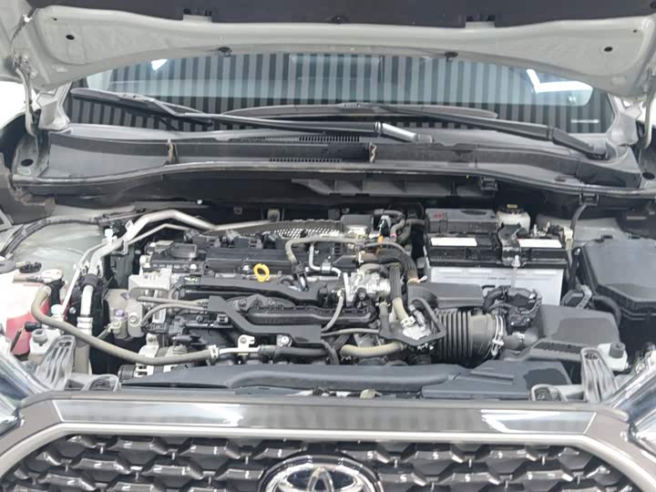 Toyota Corolla Cross, 2021 — фото 6 из 9