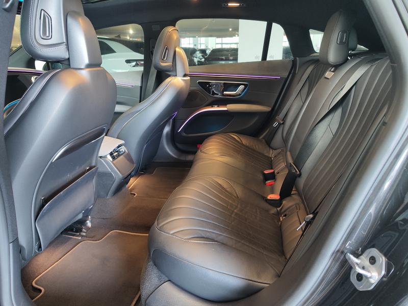 Mercedes-Benz EQS, 2023 — фото 10 из 11