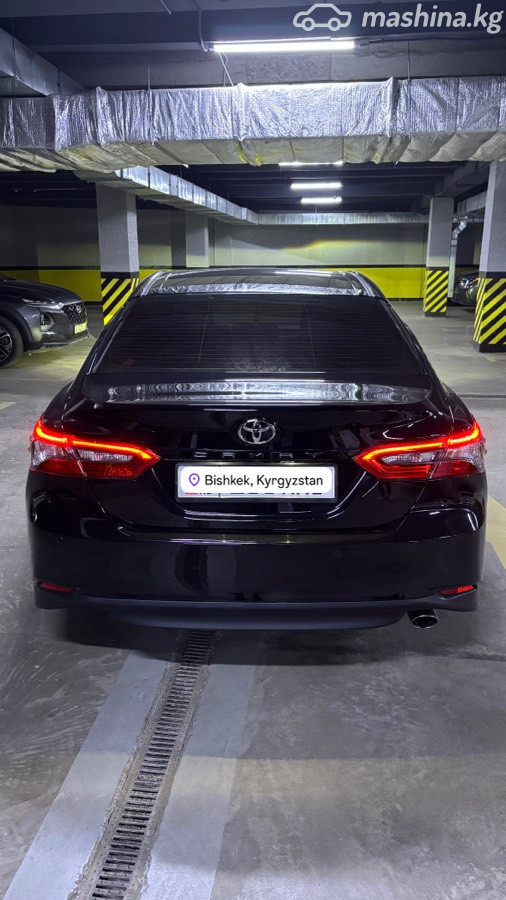 Toyota Camry, 2023 — фото 3 из 11