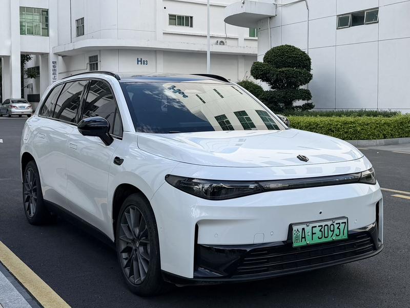 Leapmotor C10, 2023 — фото 3 из 12