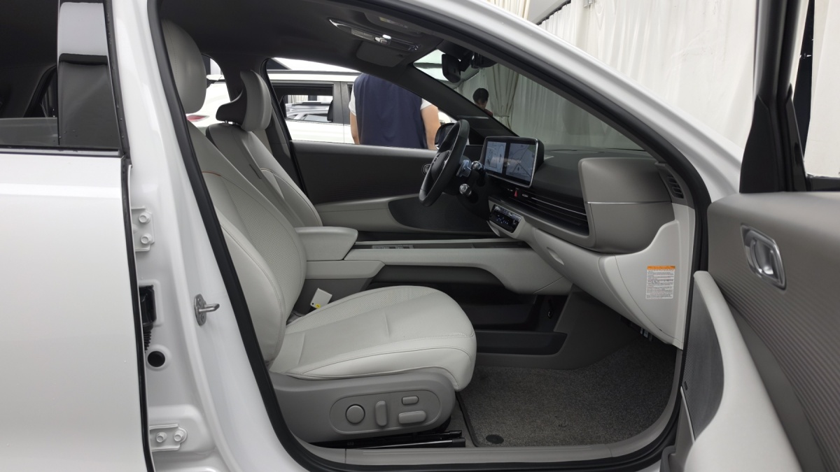 Hyundai Ioniq 6, 2024 — фото 10 из 12