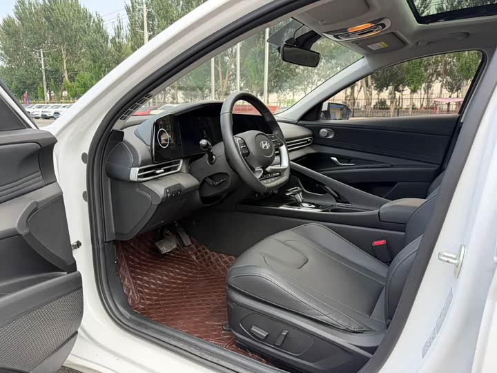 Hyundai Elantra N line, 2023 — фото 6 из 9