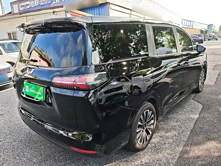 Wuling Starlight 730 Hybrid/EV, 2025 — фото 7 из 9