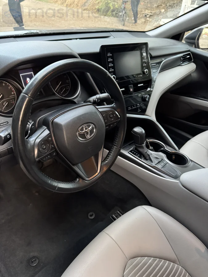Toyota Camry, 2022 — фото 6 из 6