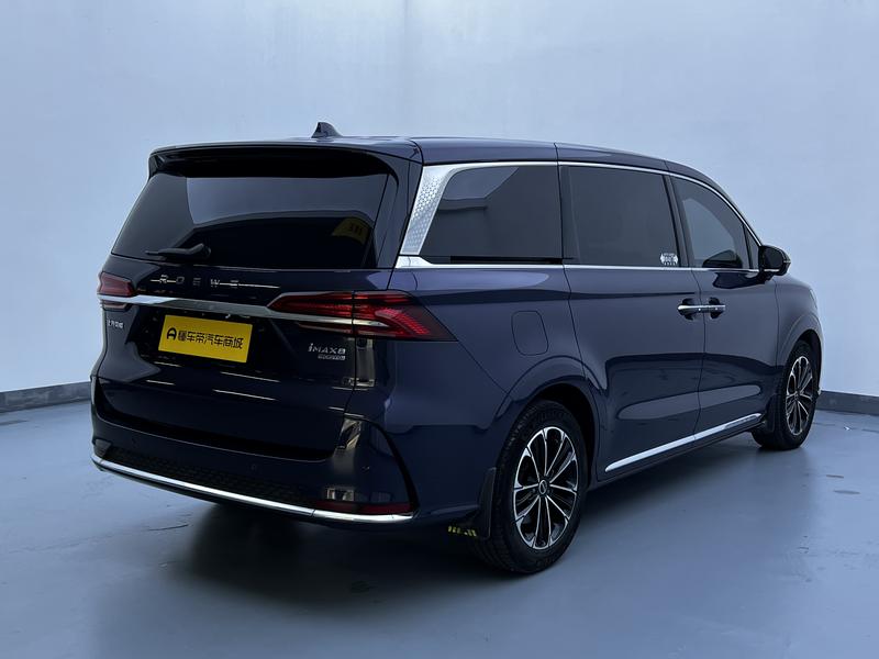 Roewe iMax 8, 2023 — фото 7 из 12