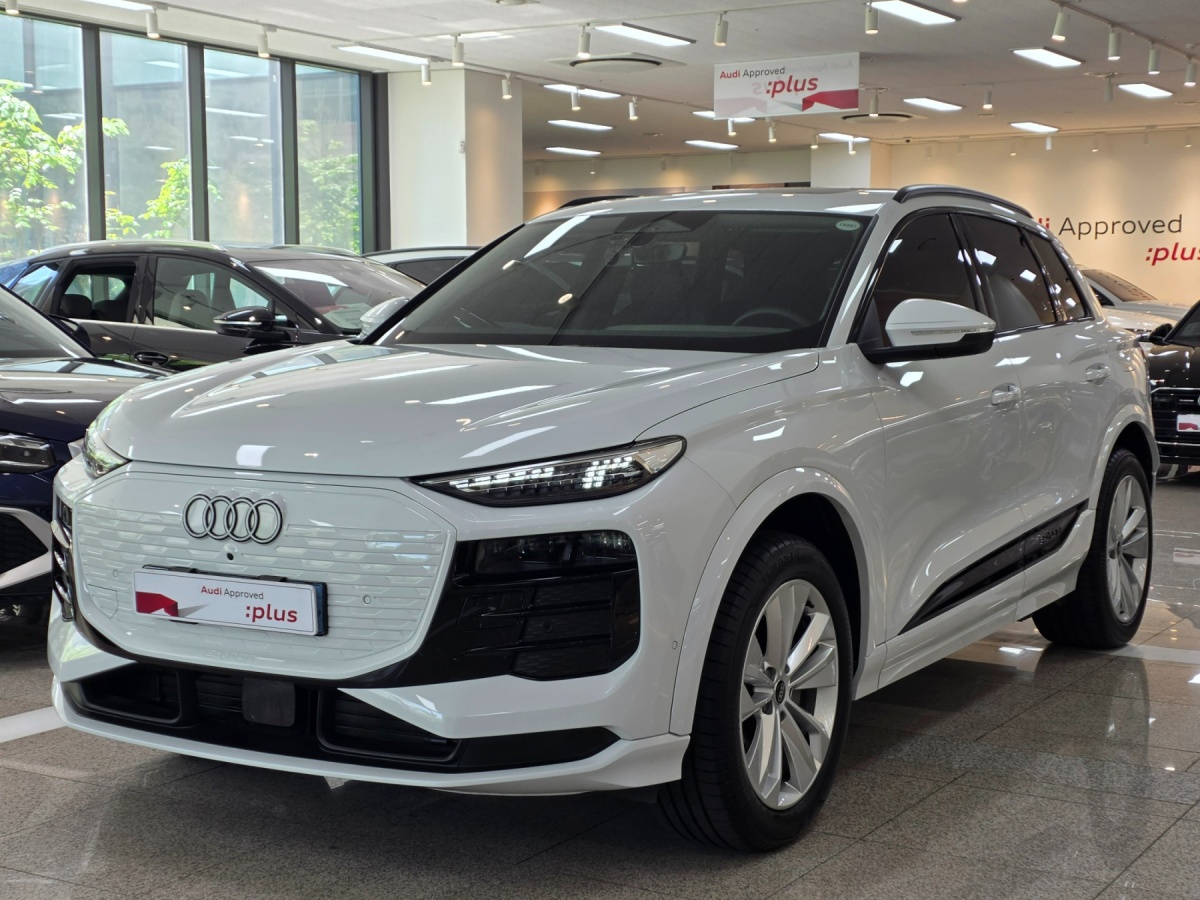 Audi Q6 e-tron, 2025 — купить в Санкт-Петербурге под ключ
